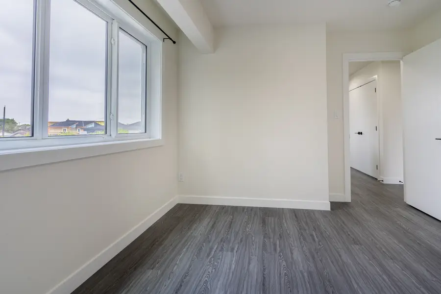 Main-floor Suite — Unit 4